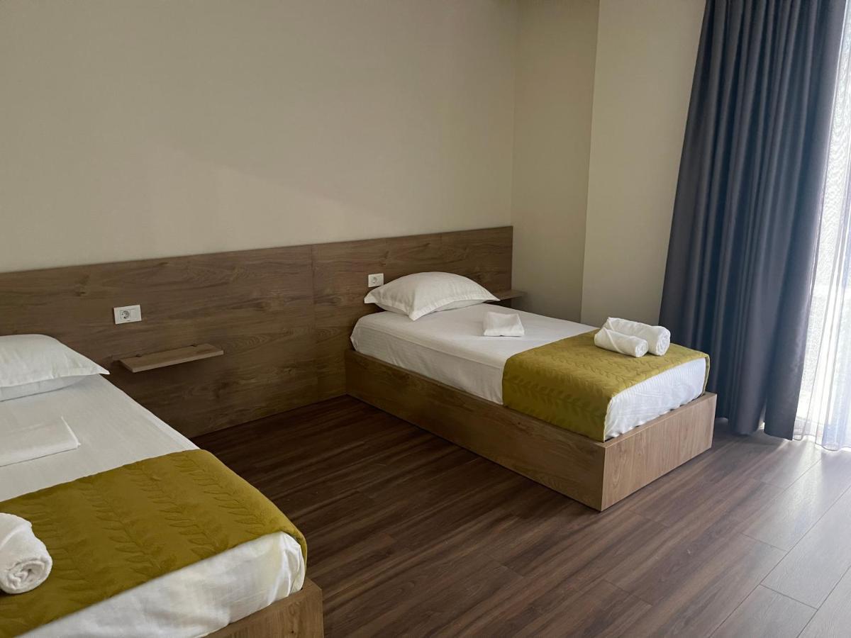 티라나 Ale Investa Hospitality 아파트 외부 사진