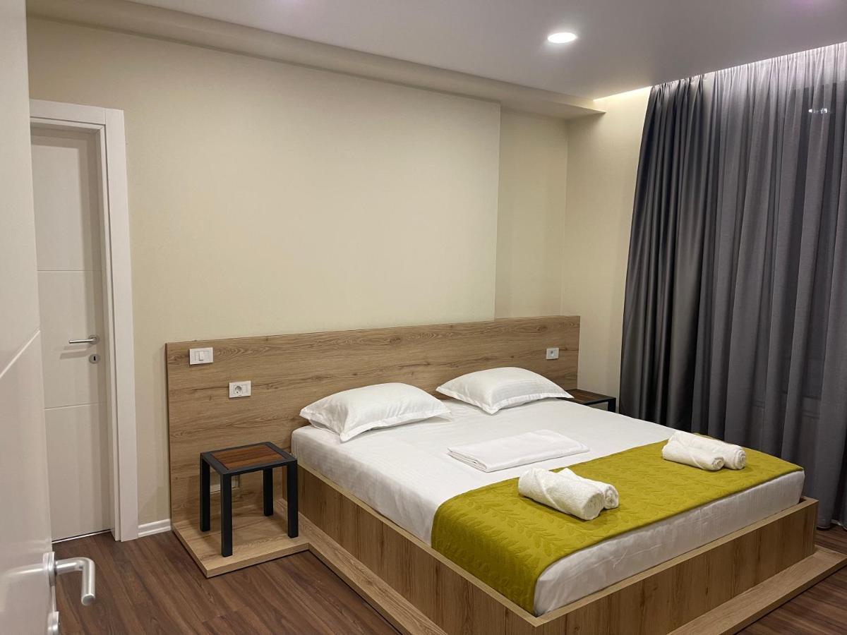 티라나 Ale Investa Hospitality 아파트 외부 사진